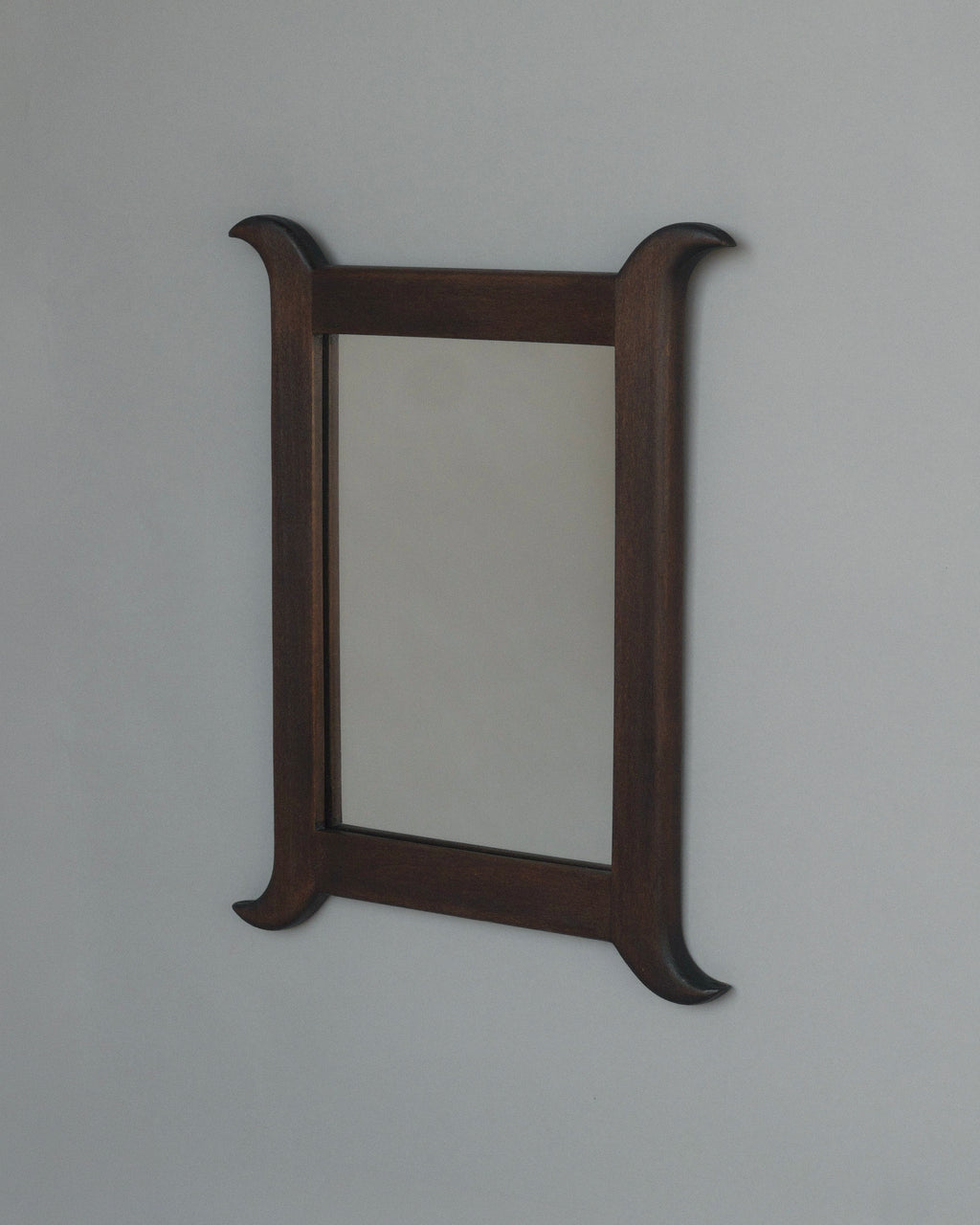 Vestige Mirror