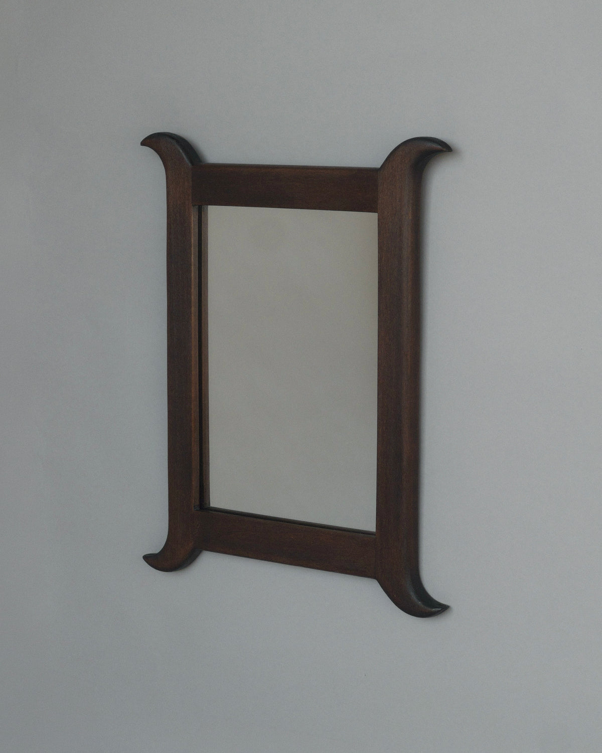 Vestige Mirror
